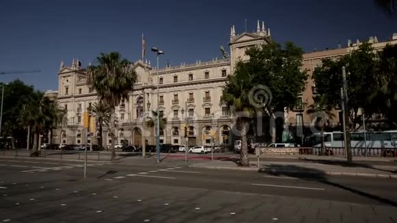空的巴塞罗那街视频的预览图