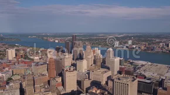 2017年7月底特律晴天4K激励2视频的预览图