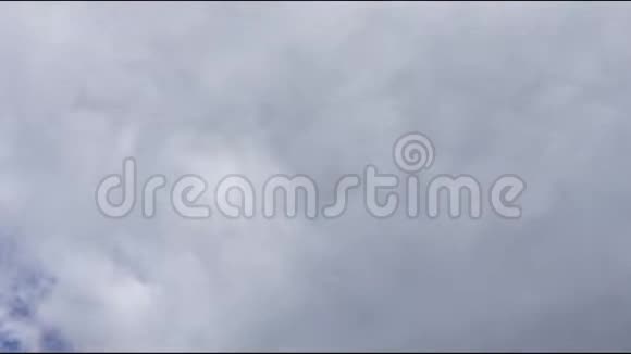 天空中云的时间流逝视频的预览图