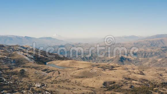 亚美尼亚的山脉和山脉视频的预览图