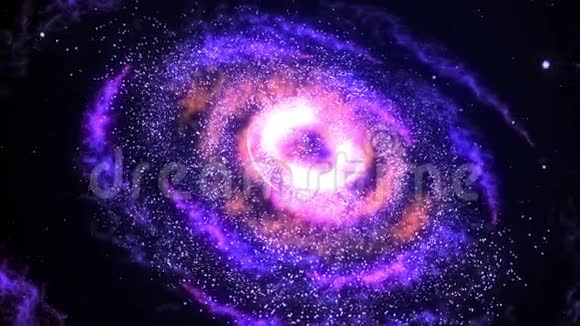 银河在空地上旋转视频的预览图