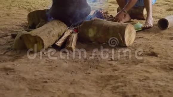 土著酋长粉碎阿亚胡阿斯卡斯蒂克视频的预览图