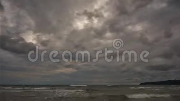 雨云过海视频的预览图