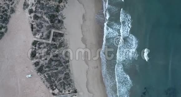 海滩在西班牙南部视频的预览图