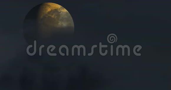 满月云彩4k视频的预览图