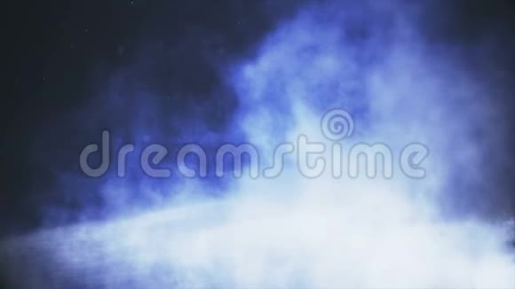 冰冻的雾背景视频的预览图
