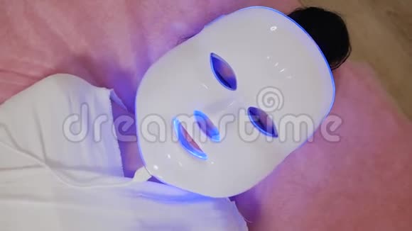 LED防老化面罩视频的预览图