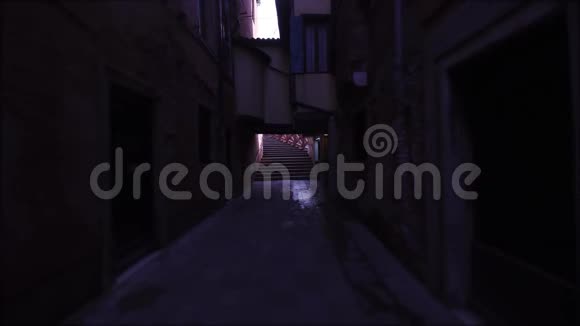威尼斯黑暗的街道和地铁视频的预览图