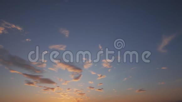 日落或日出的景观视频的预览图