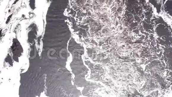 佛米利翁瀑布视频的预览图