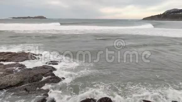 穆达卡左波冲浪视频的预览图