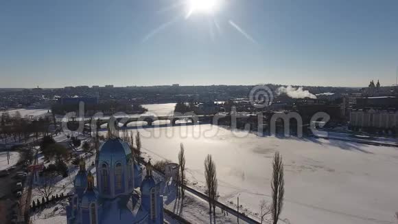 城市冬季景观视频的预览图