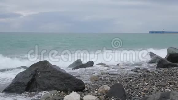 波的黑海008视频的预览图