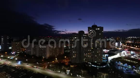 夜间城市景观时间流逝视频的预览图