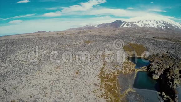 深深的泻湖和熔岩仙境视频的预览图