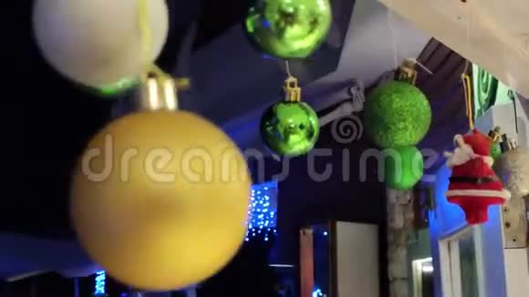 圣诞舞会装饰视频的预览图