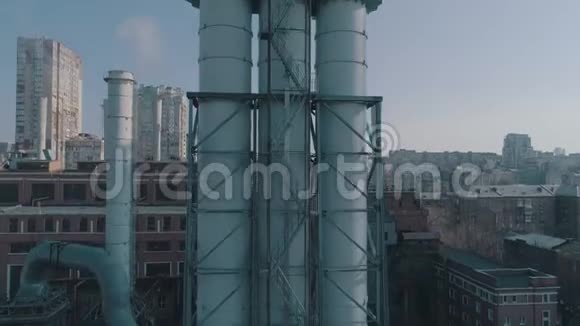 城市上空的热管视频的预览图