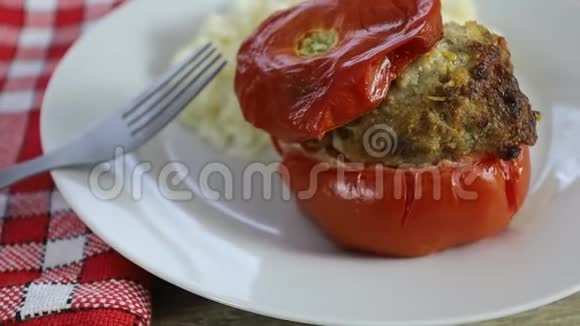 西红柿和米饭视频的预览图