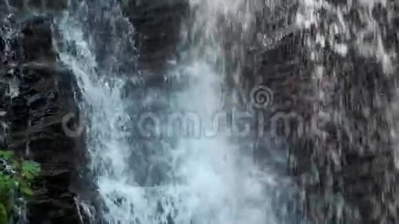 高瀑布慢运动视频的预览图
