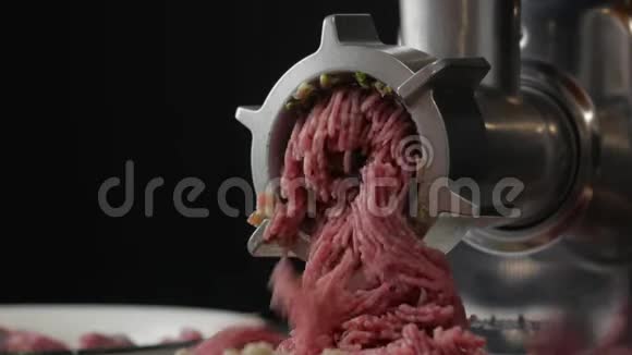 绞肉机绞肉机视频的预览图