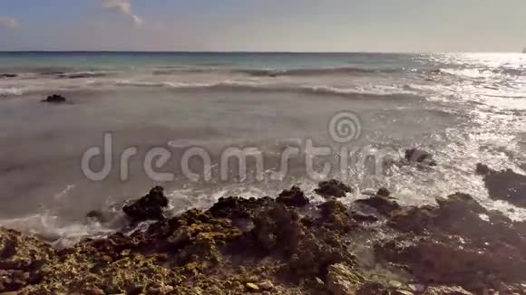 多米尼克海洋景观2视频的预览图