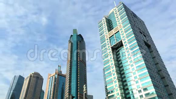 云和摩天大楼时间流逝视频的预览图