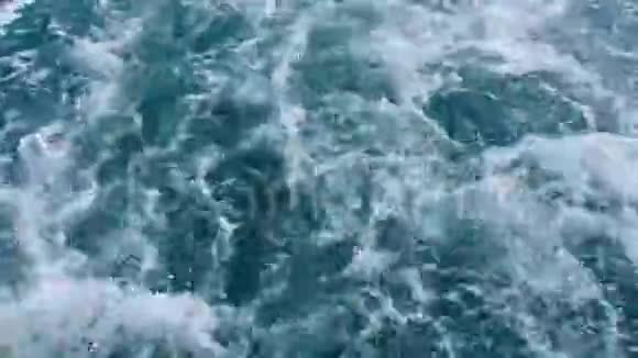 旋转的海水靠近视频的预览图