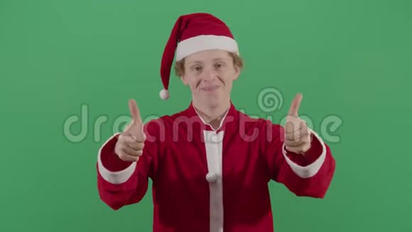 女人圣诞老人好吧带着拇指视频的预览图