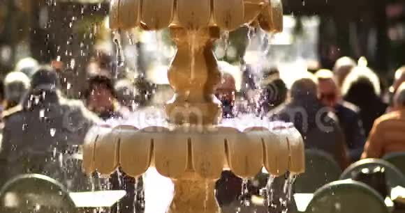 大理石喷泉水滴视频的预览图