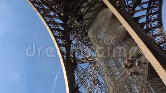 埃菲尔铁塔大厦的细节视频的预览图