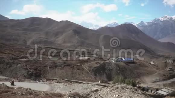 野马尼泊尔潘宁视频视频的预览图