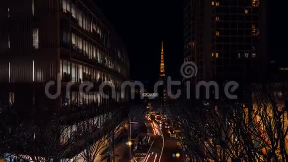 4KUHD在东京道路上的翻越夜晚有美丽的照明和节日的灯光背景是东京塔视频的预览图