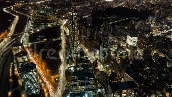 智利圣地亚哥市夜晚与办公楼的时间间隔顶部可看到风景视频的预览图