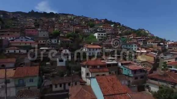 在巴西南美飞越贫民窟视频的预览图