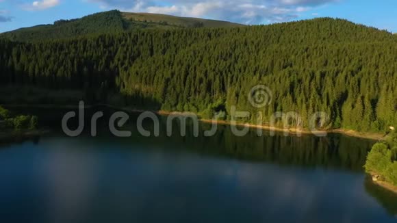 傍晚湖航全景视频的预览图