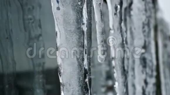 一套带摄像头的大冰柱视频的预览图