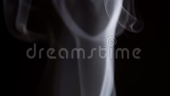 烟蒸气雾现实烟视频的预览图