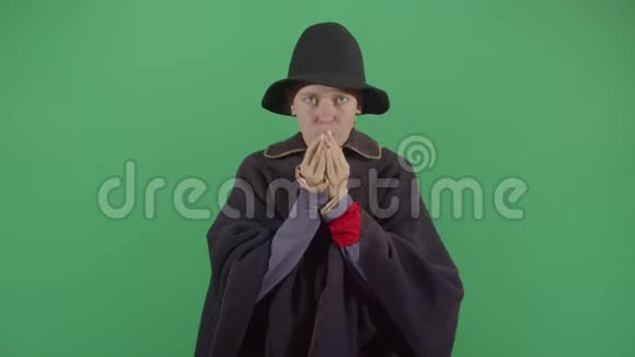 女魔术师吹口哨视频的预览图