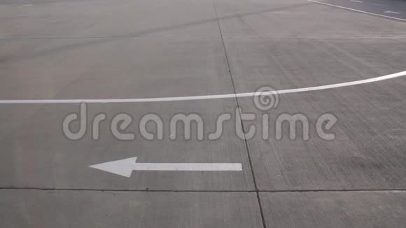 机场跑道标志视频的预览图