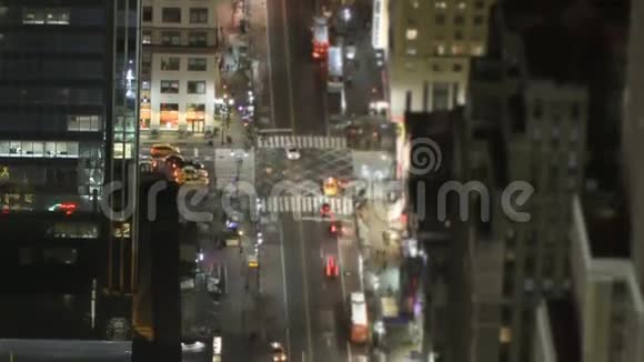 纽约晚上交通繁忙视频的预览图