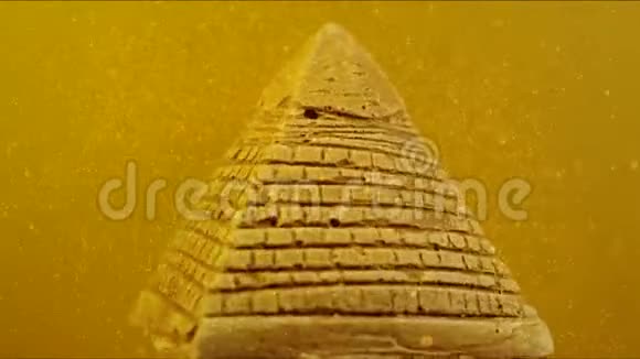 切弗伦金字塔雕像视频的预览图
