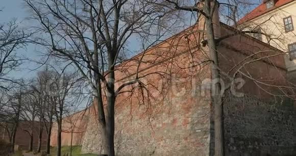 斯皮尔伯克城堡墙布尔诺视频的预览图