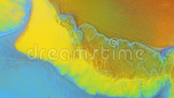 现代流体艺术品带有彩色波浪的抽象纹理色彩斑斓的背景艺术色彩鲜艳的液体质地视频的预览图