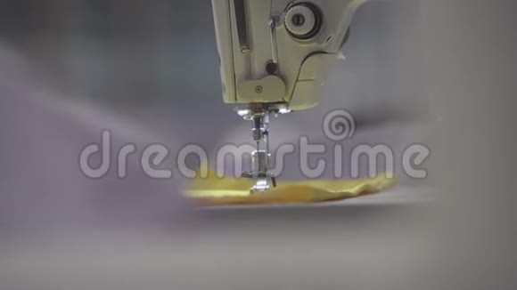 缝纫机的细节视频的预览图