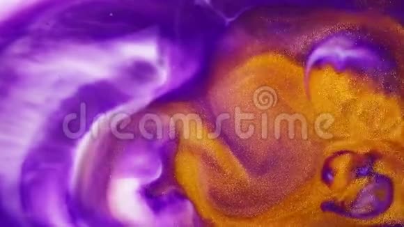 流体艺术具有流动效果的抽象丙烯酸纹理花哨的流体表面绘图丙烯酸流动画视频的预览图