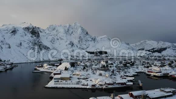 挪威诺尔赫特冬季景观短片被称为世界上最美丽的群岛洛福顿岛视频的预览图