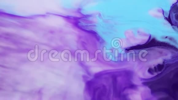 流体艺术具有流动效果的抽象丙烯酸纹理花哨的流体表面绘图丙烯酸抽象表面视频的预览图
