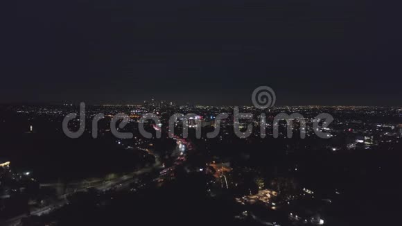 洛杉矶夜景加州美国鸟瞰图视频的预览图