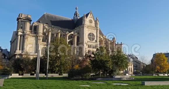 圣尤斯塔奇教堂的南立面法国巴黎阿兹莱德法视频的预览图