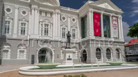 维多利亚剧院和音乐厅是新加坡中部地区的一个表演艺术中心视频的预览图